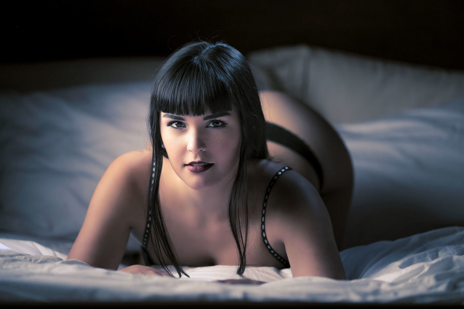 diy-boudoir-photography-the-ultimate-guide